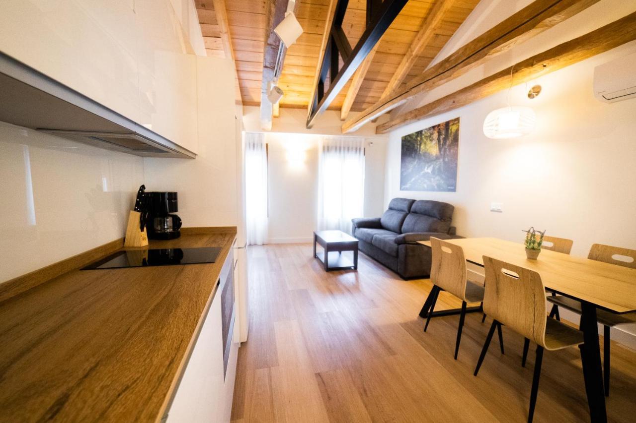 Apartamentos Mk77 Leon- Cantareros ภายนอก รูปภาพ